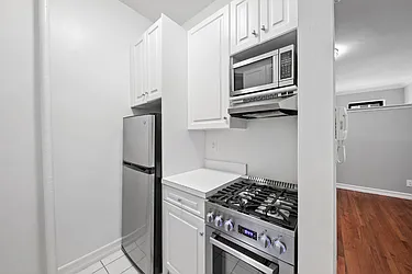 Rented by Cooper & Cooper Real Estate