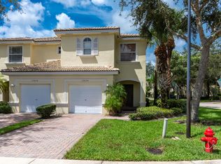 13434 Georgian Ct, Wellington, FL 33414