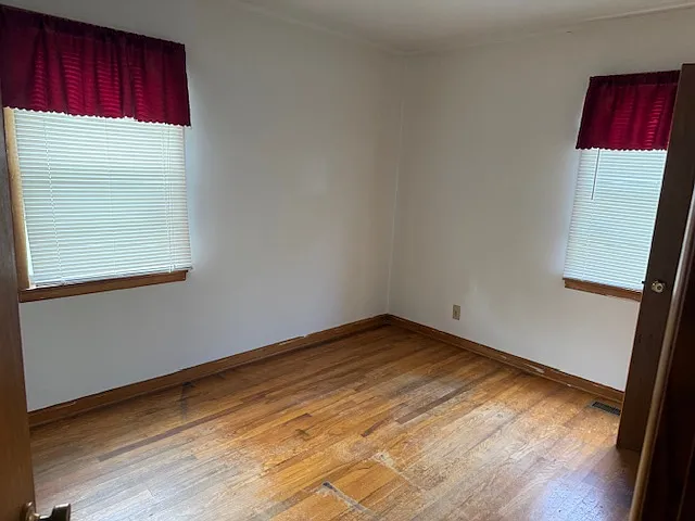 1117 Tamm St — Photo 5