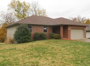 4297 S Hemlock Ave, Springfield, MO 65810