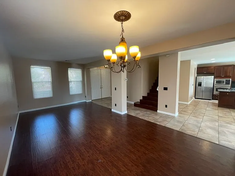 5645 Breckenridge St — Photo 9