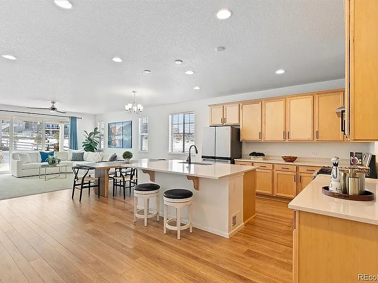 5107 Ditmars Ln — Photo 4