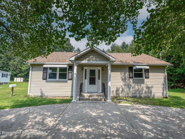 346 Dolph St, Olyphant, PA 18447