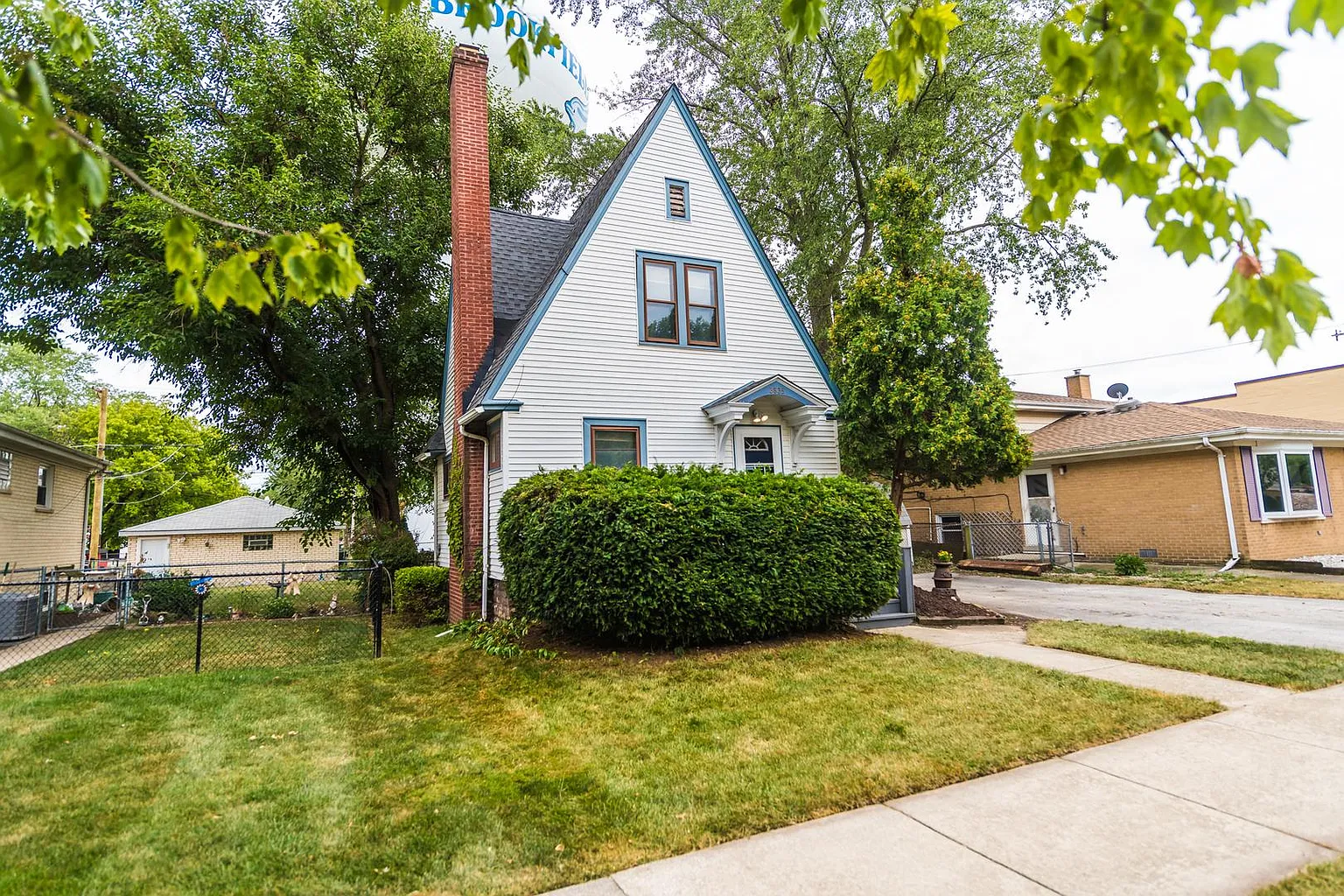 3835 Arthur Ave photo 1