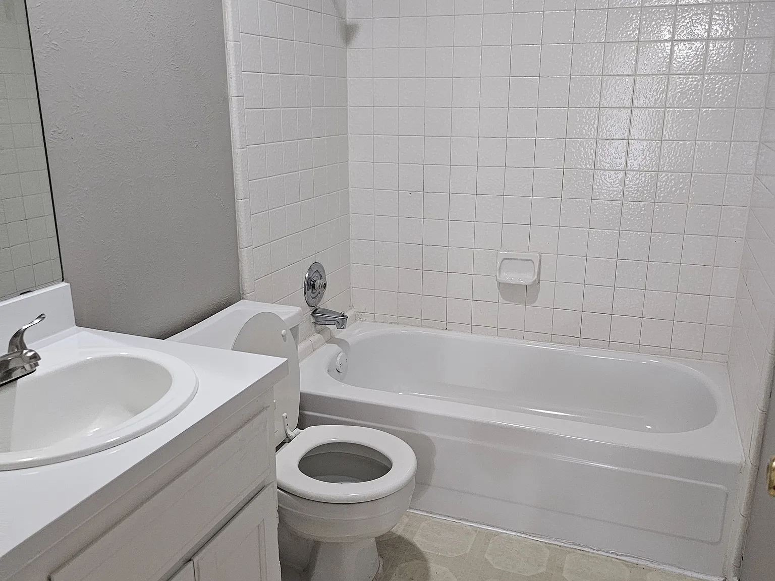 2 bed, 1350 sqft, $1,500 — Photo 2