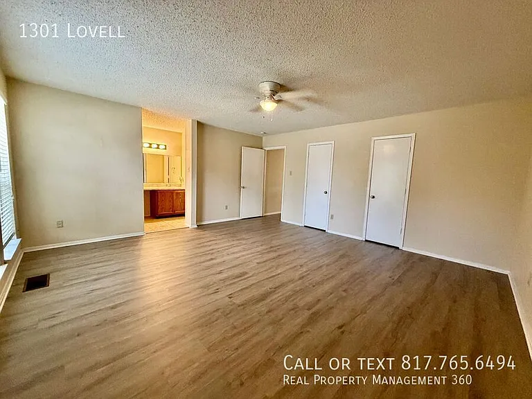 1301 Lovell Dr — Photo 9