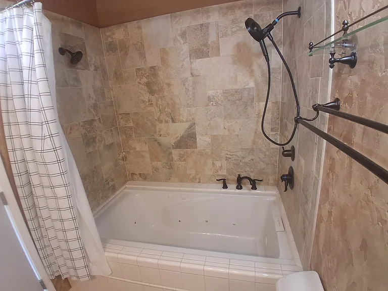 3251 E Gislason Dr — Photo 9