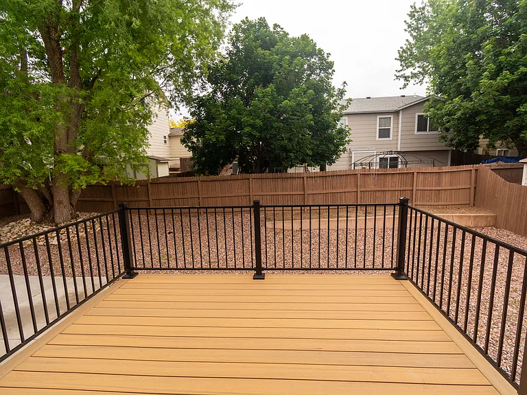 1395 Roseville Dr — Photo 19