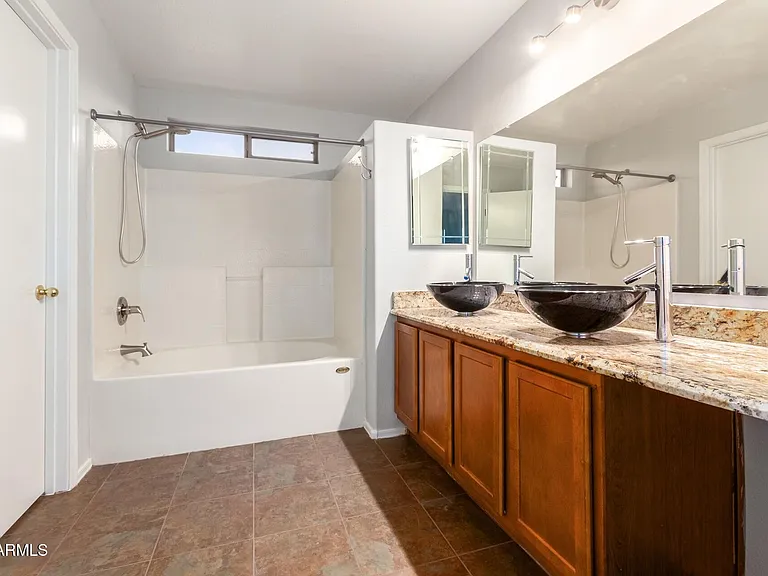 21821 N 40th Way — Photo 13