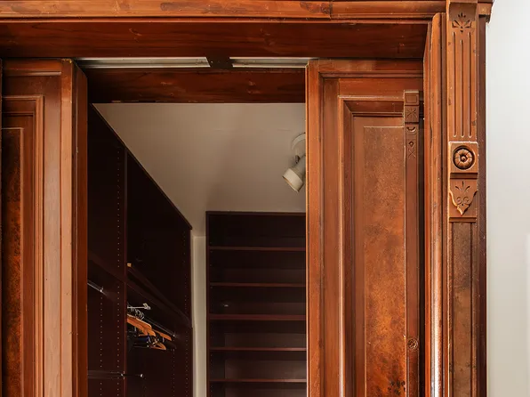 165 West 126th Street image 9 of 17