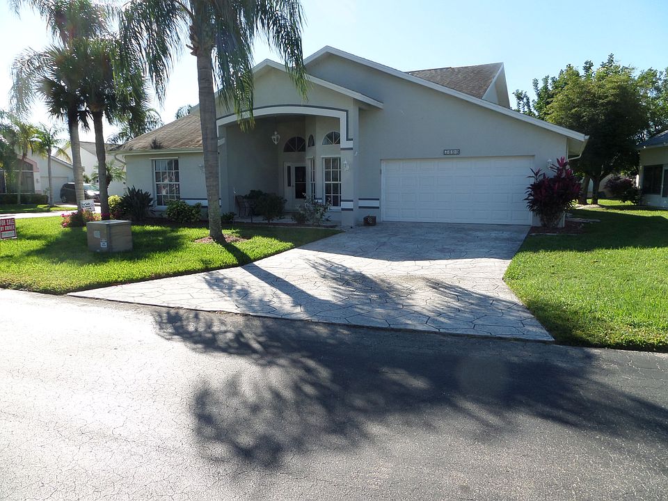 1st image of 3690 Gloxinia Dr