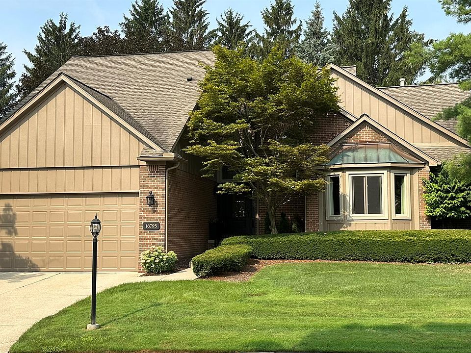 1st image of 16795 Country Knoll Dr