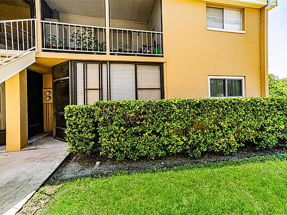 2nd image of 1000 Lake Of The Woods Blvd #101E
