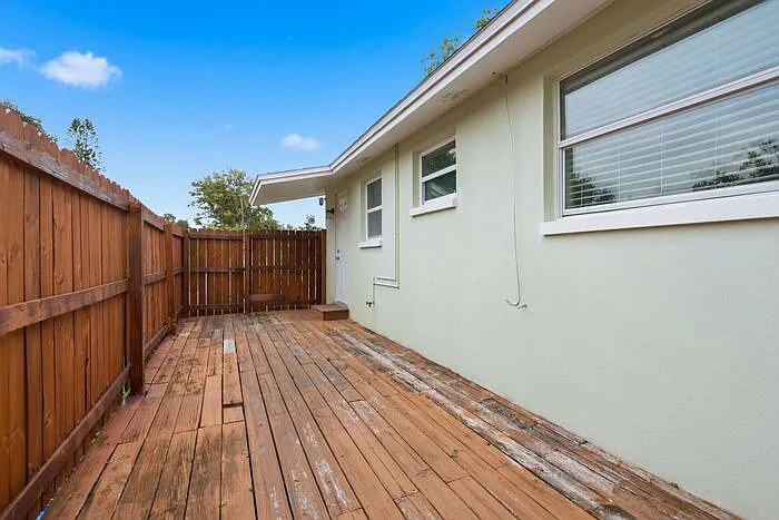 634 Dogwood Ct — Photo 23