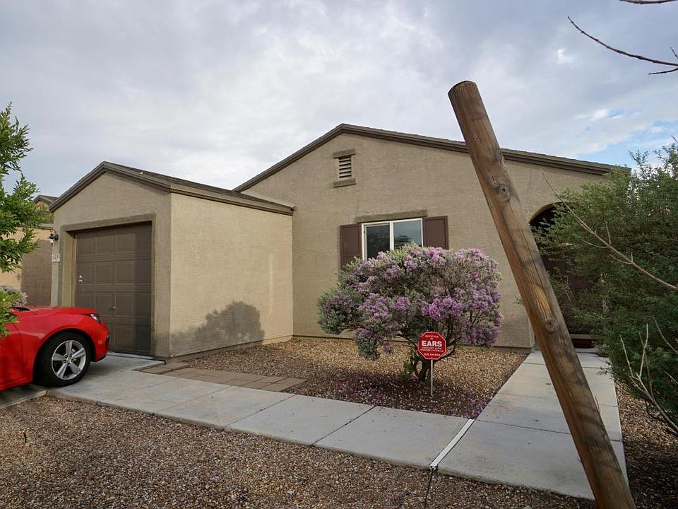 1st image of 5204 E Desert Straw Ln