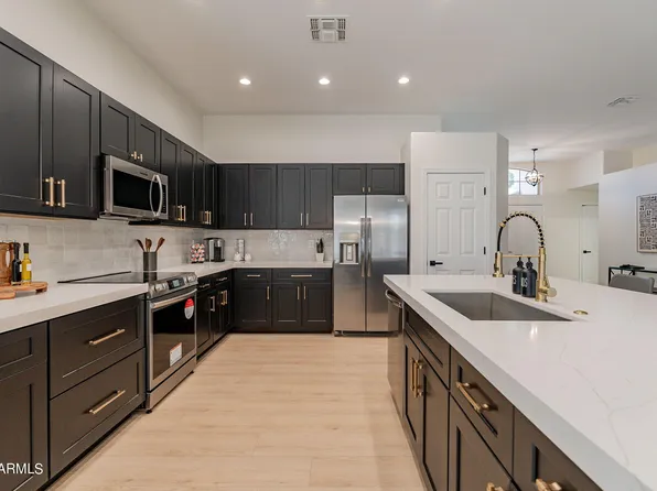 9733 E NATAL Avenue, Mesa, AZ 85209
