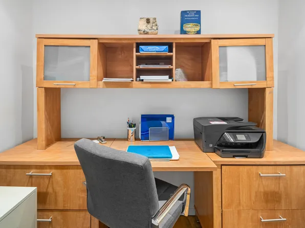 370 East 76th Street image 5 of 14