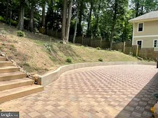 2305 N Vermont St — Photo 10