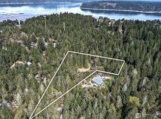 100 E Skyview Dr, Union, WA 98592