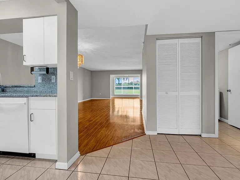 5952 Regal Glen Dr #103 — Photo 14