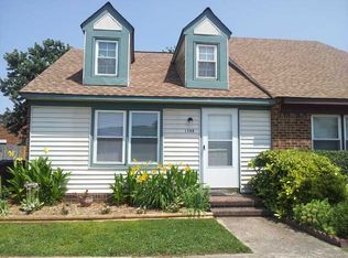 1588 Gallery Ave, Virginia Beach, VA 23454