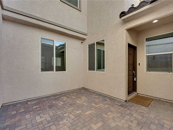 4th image of 6873 Coral Cloud Ct