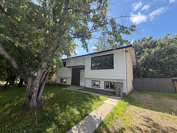 2nd image of 8026 E Patterson Dr