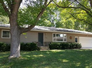 2102 Thomas St, Webster City, IA 50595