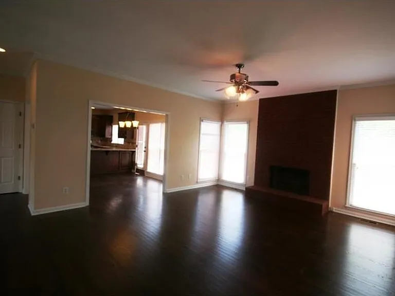 5760 Dovnick Dr SW — Photo 9