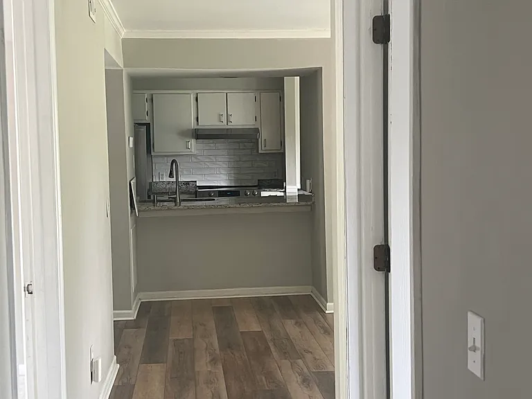 10933 Harrowfield Rd — Photo 7