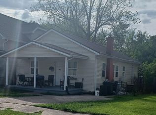 121 Cedar St, Huntington, WV 25705