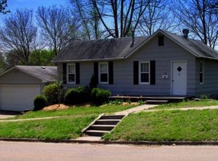 706 W Willow St, Saint Marys, KS 66536