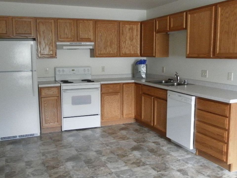 1st image of 4525 Hartzell Ln APT 4