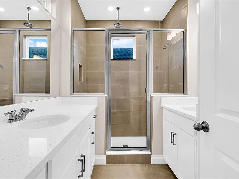10205 Pearson Ave — Photo 16