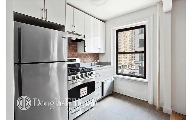 Rented by Douglas Elliman | media 18