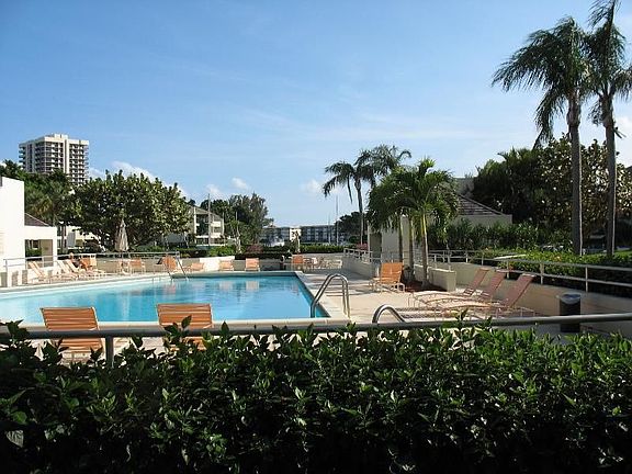 2nd image of 1149 Marine Way E APT G1r