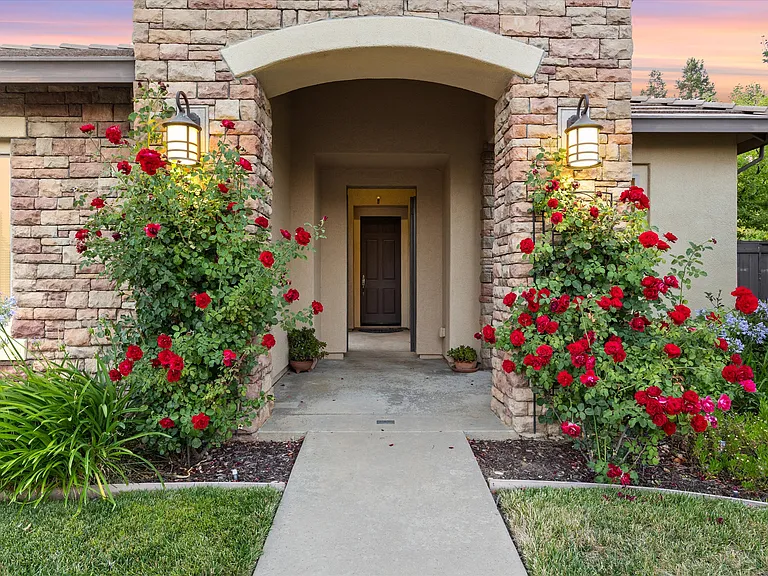 4382 Malana Way — Photo 1
