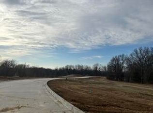 205 Boone Poin, Boonville, MO 65233