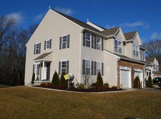 1 Wayne Ct, Blackwood, NJ 08012