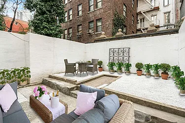 Rented by Sotheby's International Realty