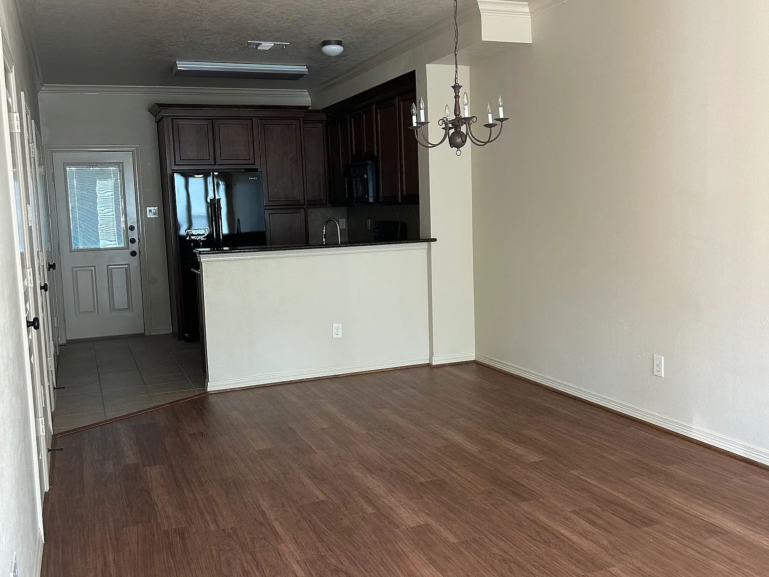2 bed, 1.5 bath, 1120 sqft, $1,400 — Photo 4