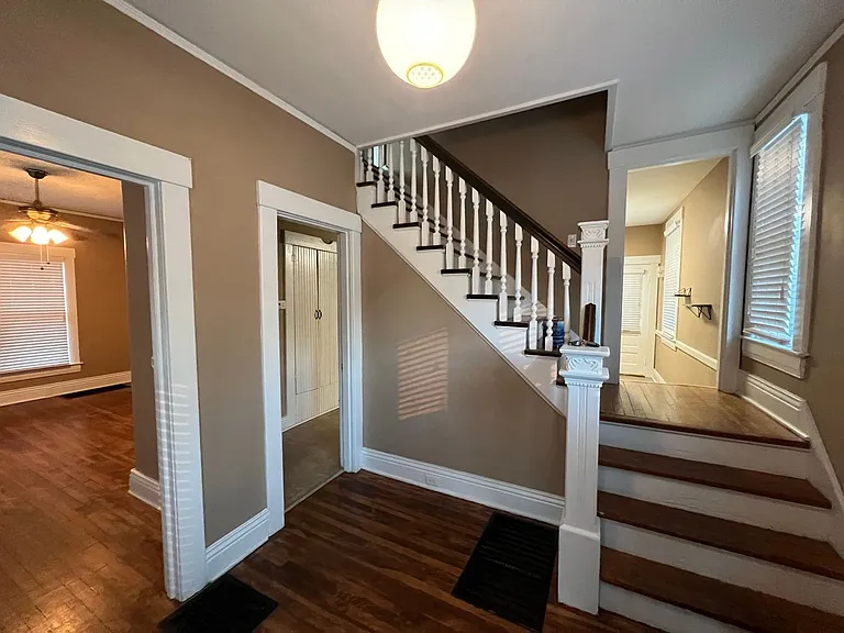2831 Westminster Ct — Photo 2