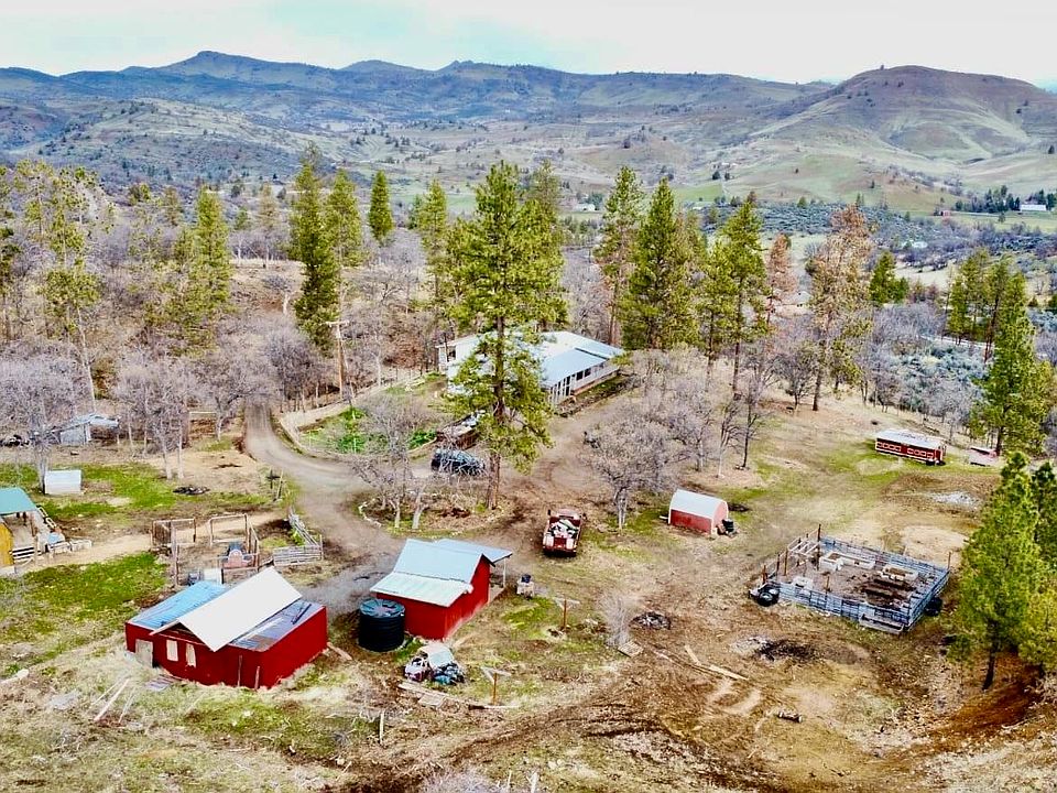 2830 Cougar St, Hornbrook, CA 96044 MLS 20230235 Zillow