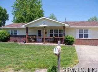 733 W Airwood Dr, East Alton, IL