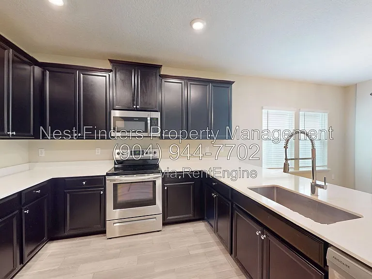 9084 Westwick Ln — Photo 9