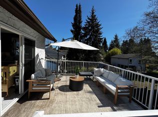 2978 Fleming Ave, Coquitlam, BC V3C4S3