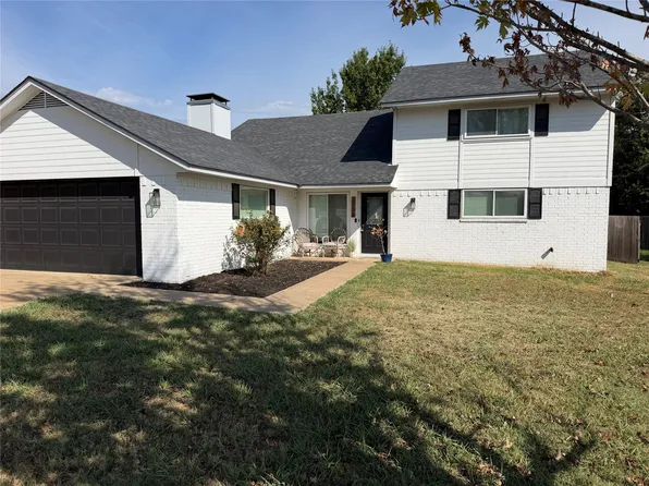 2708 Little John Dr, Durant, OK 74701