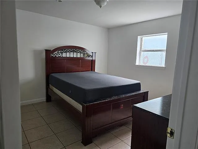 3718 Franklin Ave — Photo 14