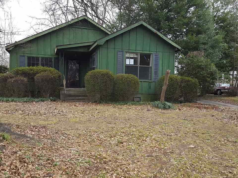 1st image of 910 Harrell Ave