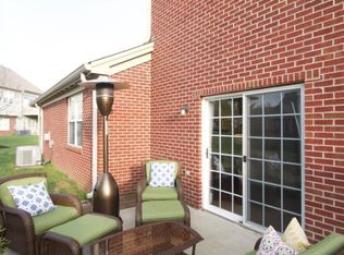 4920 Merton Sq, Louisville, KY 40241